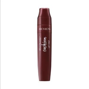 Revlon Kiss Cushion Lip Tint 270 Wine Trip